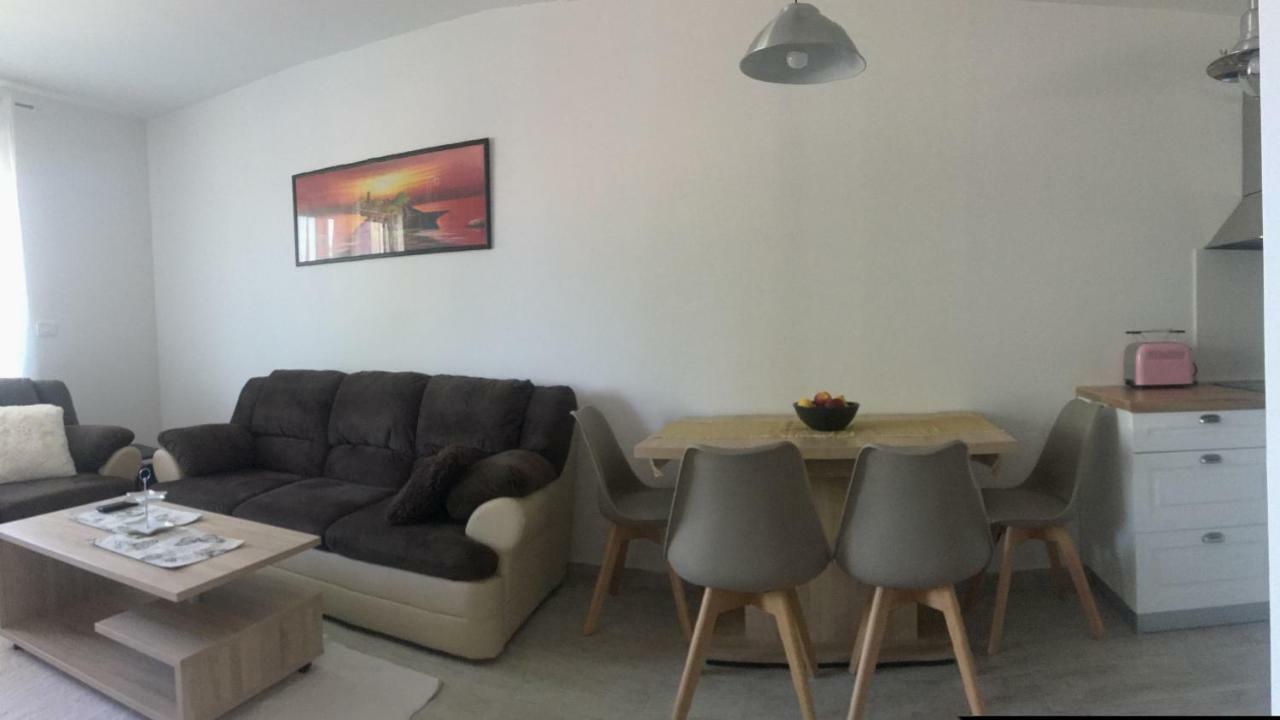 Holly Apartman Ουμάγκ Εξωτερικό φωτογραφία